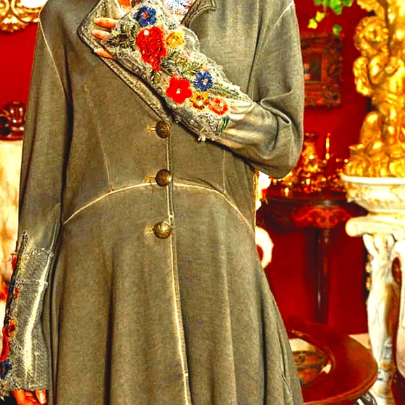 NWT Steampunk Wearable Art Metalic  Golden Embroidery Velvet Long Coat - Picture 7 of 16